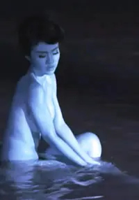 《圣诞节》：节日温情下的家庭暗涌，爱与救赎能否融化冰冷的心？